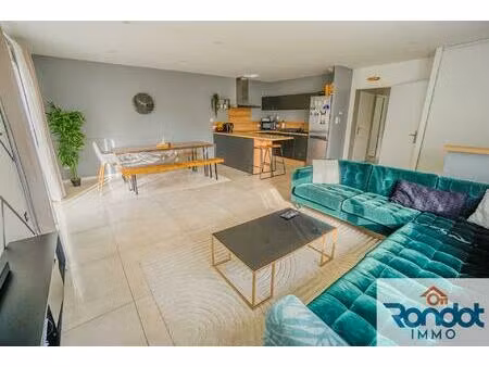 maison de 5 pièces/3 chambres/92 m2 environ