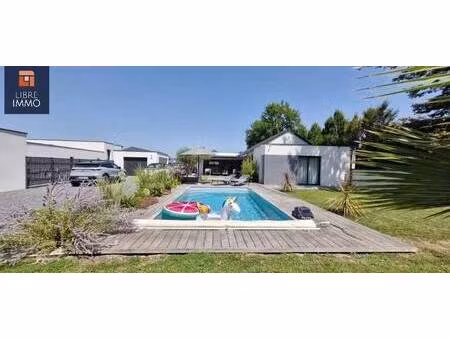 maison de plain-pied à vendre