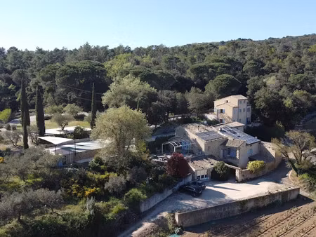 vente propriété 5 pièces 130 m² à sabran (30200)  1 016 000 €