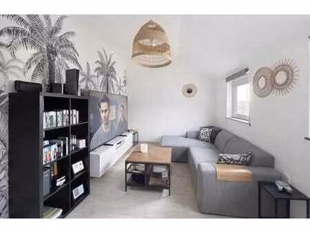 appartement rénové - 1ch - parking - jemeppe