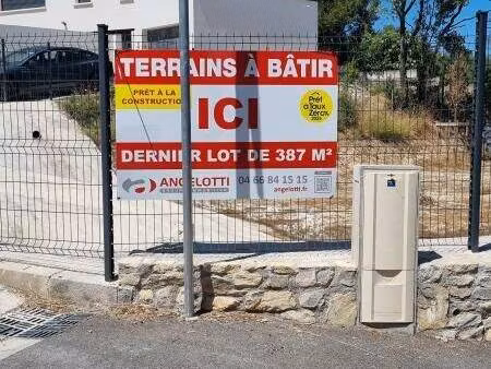 terrain constructible viabilisé à vendre