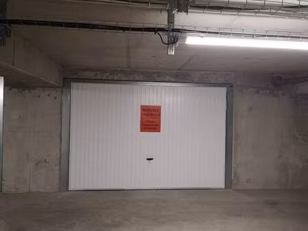 parking à louer