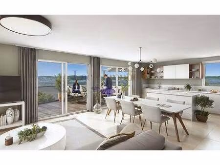 lac et frontiere immobilier