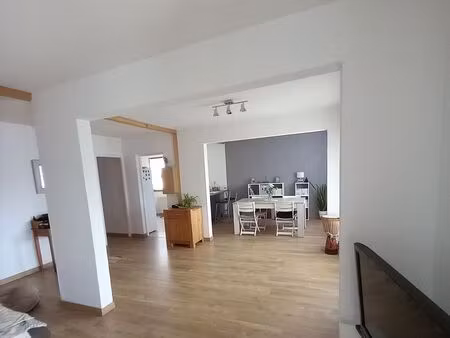 t4 /t3 79m2. dernier étage