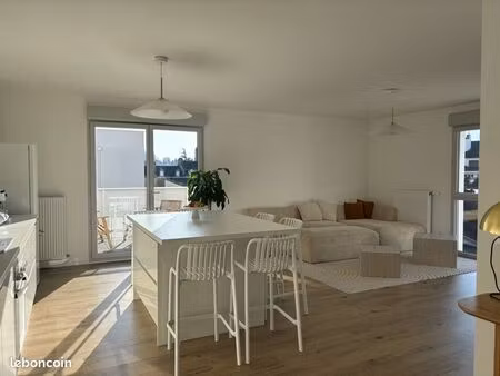 appartement t4 90m2 balcon centre-ville