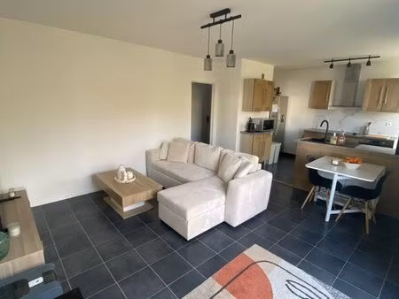 t4 lumineux rénové en 2025 – vue dégagée – 2 balcons – parking – proche nancy