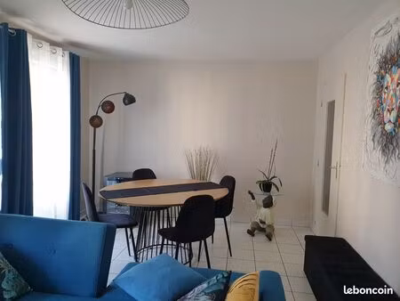 f2 proche gare centre