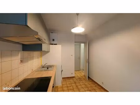 apt 2 chambres vieille ville