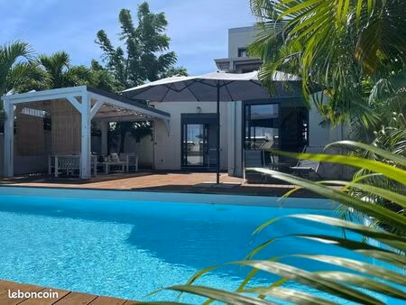 à louer magnifique villa meublée avec piscine