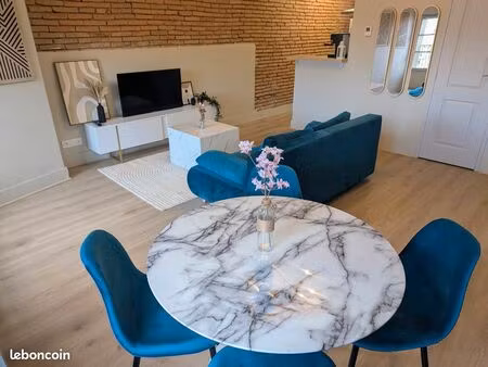 t2 en duplex - hypercentre sans frais d'agence