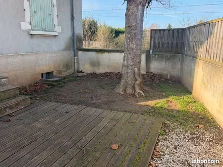 location maison de ville