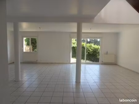 maison lac des vieilles forges 148 m2