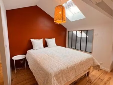 grand t2 duplex meublé