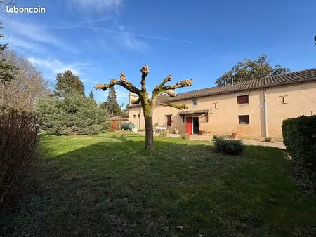 maison 2 pièces 84 m²