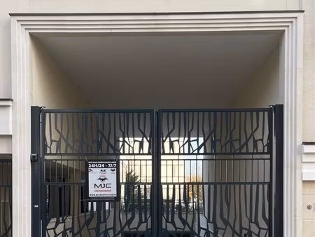 place de parking à louer – résidence récente et sécurisée