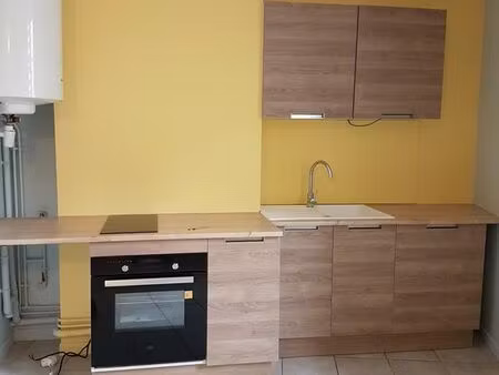 a louer t2 au 1° mai