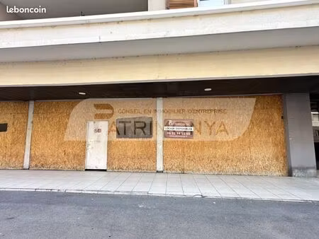 local commercial 580 m²