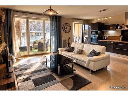 appartement 3 pièces 66m²