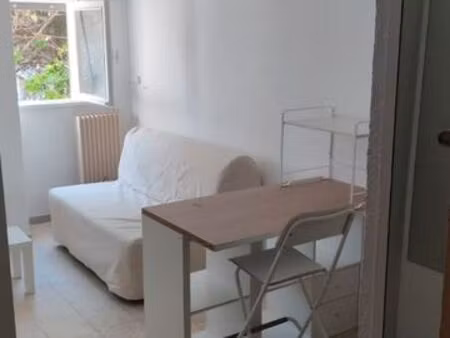 chambre meublée 11m2