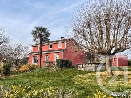 maison 6 pièces 135 m²