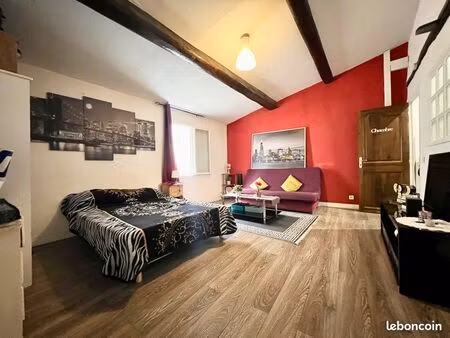 charmant studio centre la ciotat