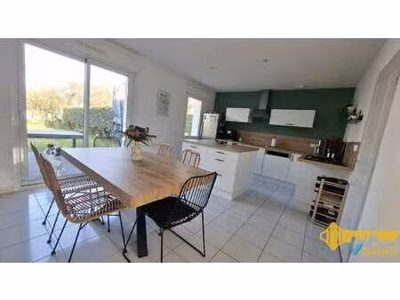 vente maison à sainte-pazanne (44680) : à vendre / 78m² sainte-pazanne