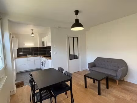 studio meublé centre-ville