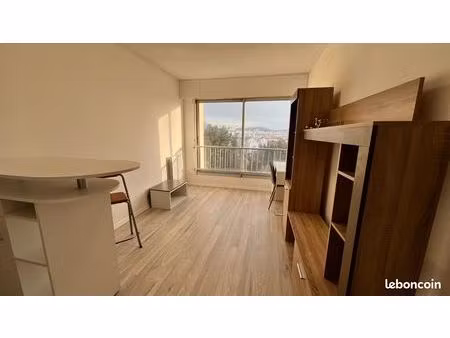 studio meublé proche timone