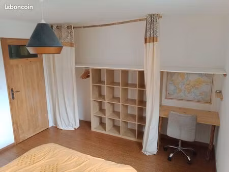 location chambre meublée chez l'habitant de 13 m2 dans maison écologique