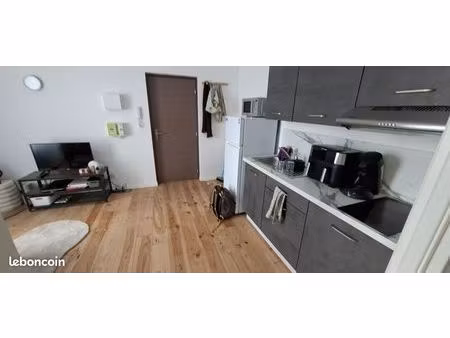 a louer magnifique t2 meublé  boulevard alsace lorraine  pau