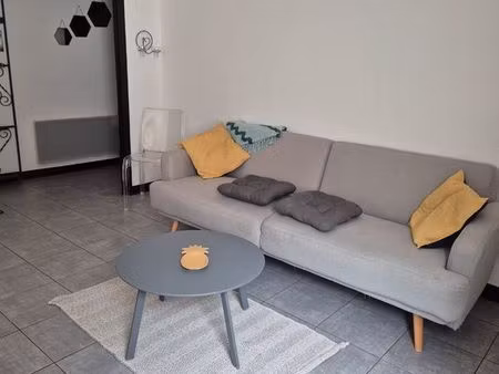 location t3 entièrement meublé