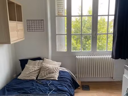 loue joli studio meublé centre laval