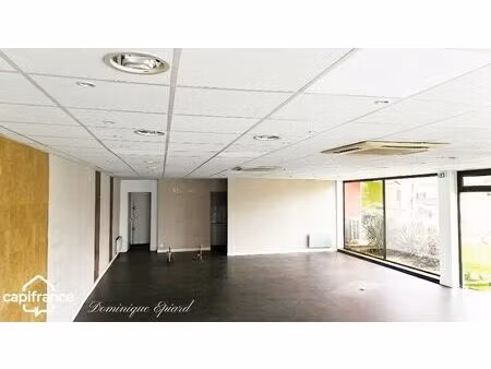 location commerce 1 pièce 128 m² à jaunay-marigny (86130)