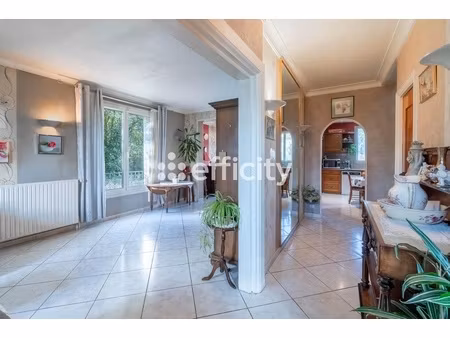 maison 6 pièces - 130 m²