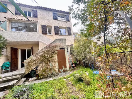 maison carros 6 pièce(s) 140 m2 - garage  jardin et cave