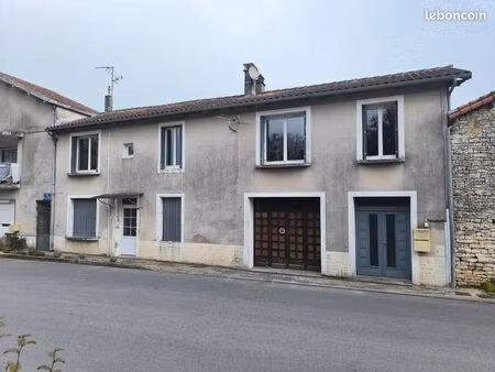 ensemble immobilier un t4 et un t2