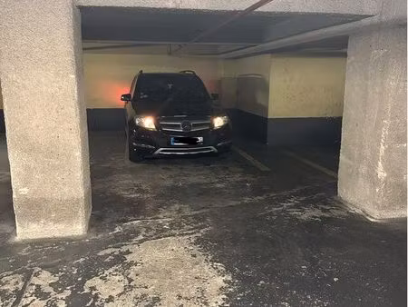 place de stationnement xxl