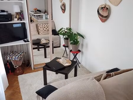 studio meublé 23 m² – chessy bourg – résidence calme