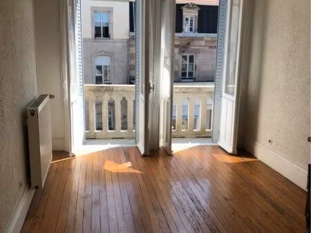 location f3 sur luxeuil les bains