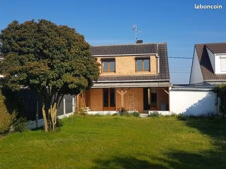 loue maison 3 chambres avec jardin