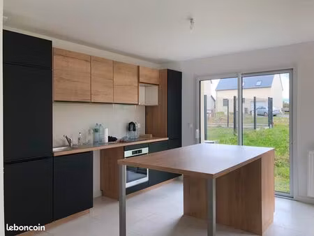 maison individuelle 5 pièces  de 2024  4 chambres  3 salles de bain  centre bourg de plouë