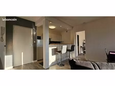 f2 de 42m² meublé + cave/grenier – charges comprises