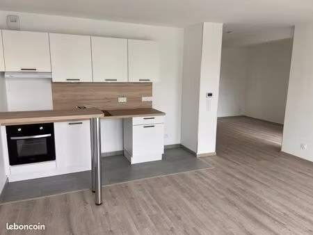 grand t1 calme et lumineux