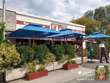 vente locaux professionnels 4 pièces 332 m² à chalais (16210)  255 000 €