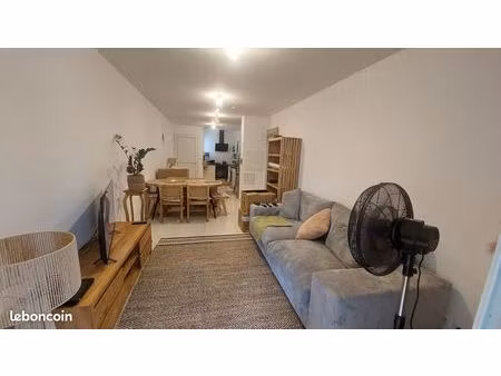 à louer - t3 de standing avec grand balcon - micro-immeuble - moulin joli - 70m²