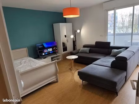 chambre meublée idéale pour un couple - colocation idéale pour étudiant(e)  alternant(e) o