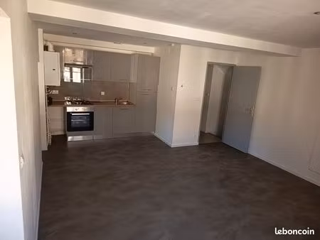 appartement t2 proche lycée