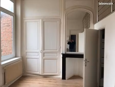 t1 avec mezzanine disponible de suite