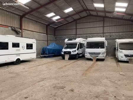 hivernage caravane  bateau  camping cars