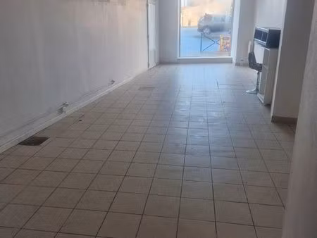 local commercial à louer